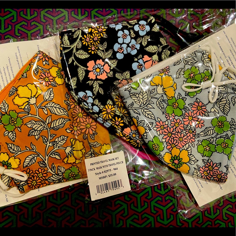 Tory Burch face mask set+ carrying case